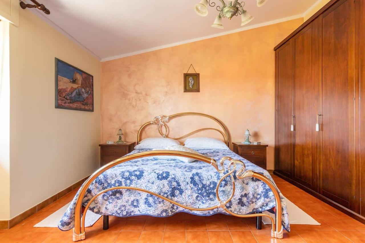 Locazione Turistica Da Placida Suni Luaran gambar