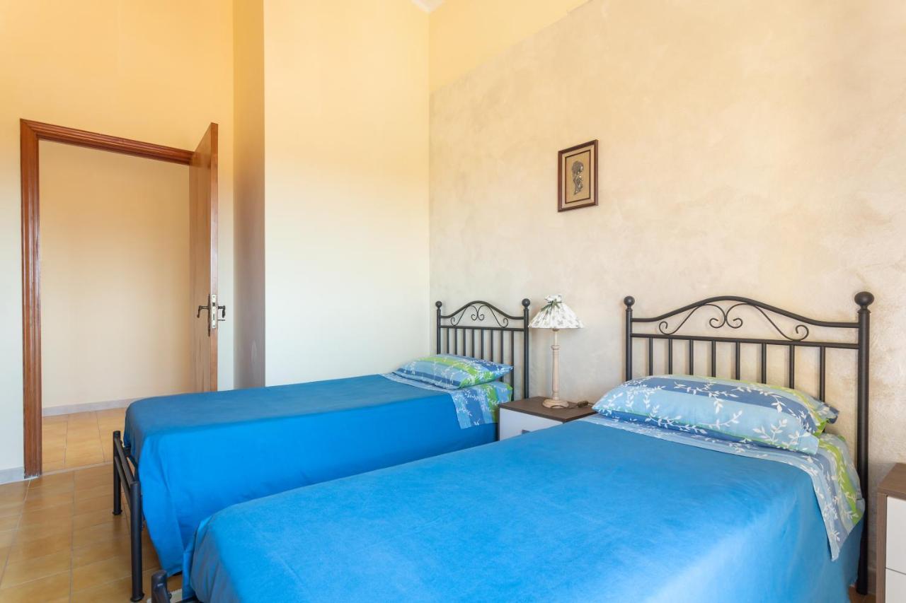 Locazione Turistica Da Placida Suni Luaran gambar